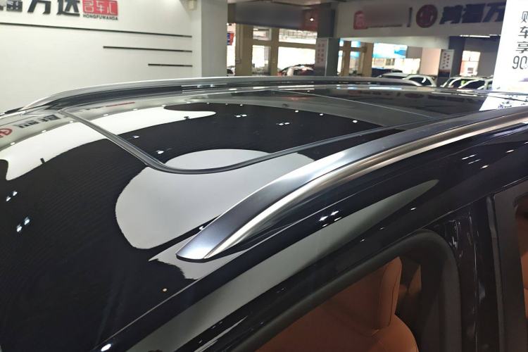 Used SAIC MAXUS G50 PHEV 2025 Flagship Edition Roof