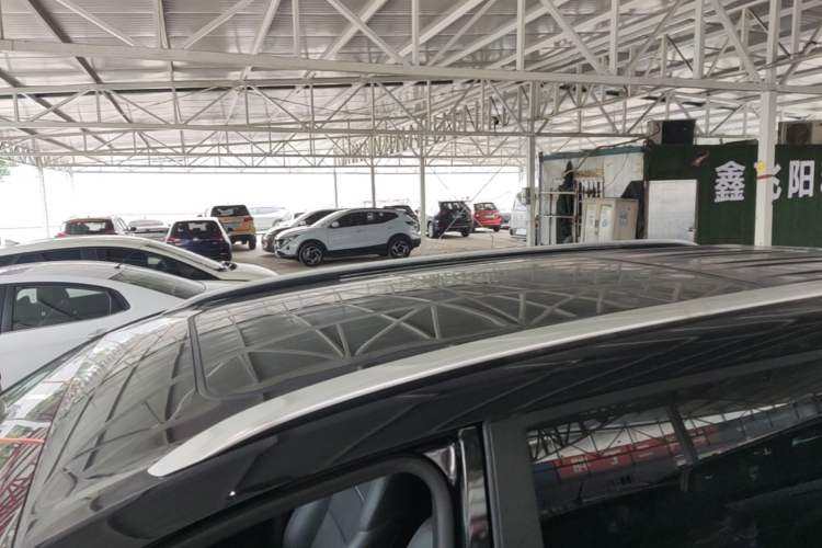 Used SAIC MAXUS G50 PHEV 2025 Flagship Edition Roof