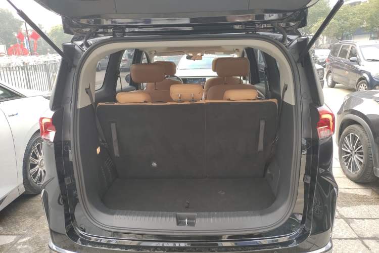 Used SAIC MAXUS G50 PHEV 2025 Leading Edition Trunk
