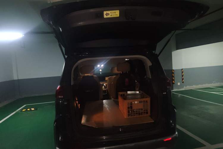 Used SAIC MAXUS G50 PHEV 2025 Flagship Edition Trunk
