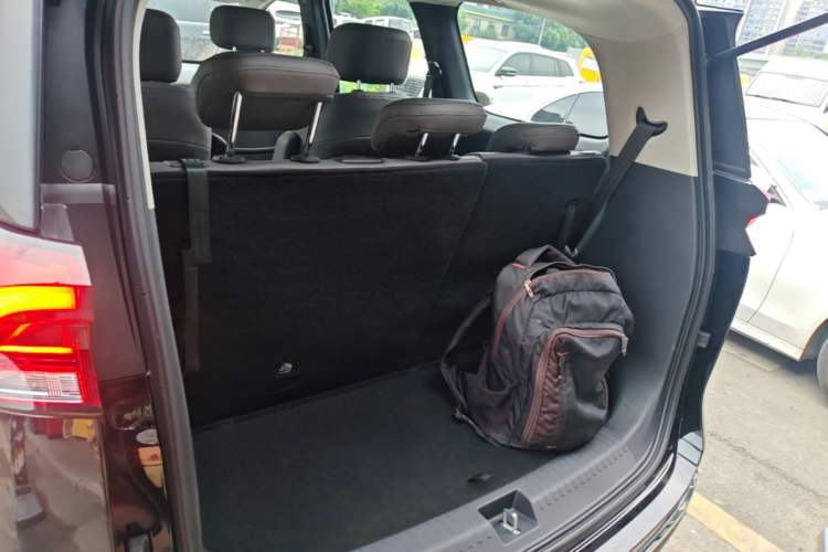 Used SAIC MAXUS G50 PHEV 2025 Leading Edition Trunk