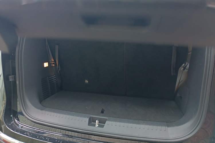 Used SAIC MAXUS G50 PHEV 2025 Leading Edition Trunk