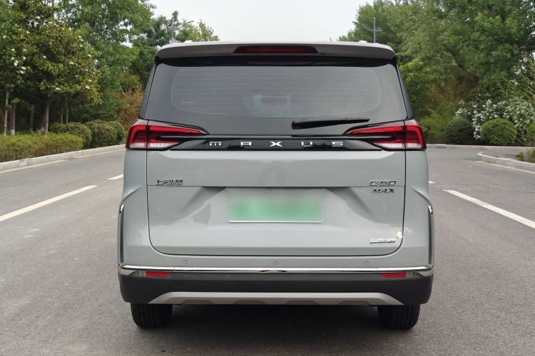 Used SAIC MAXUS G50 PHEV 2025 Leading Edition Exterior 4
