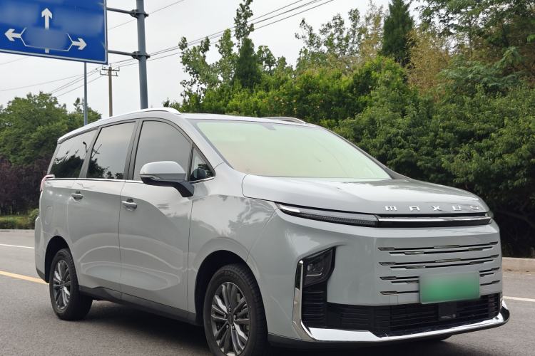 Used SAIC MAXUS G50 PHEV 2025 Leading Edition Exterior 6