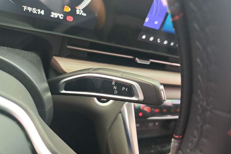 Used SAIC MAXUS G50 PHEV 2025 Leading Edition Gear Lever