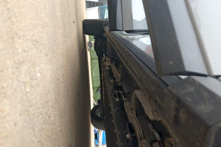 Used SAIC MAXUS G50 PHEV 2025 Leading Edition Right Side Sill