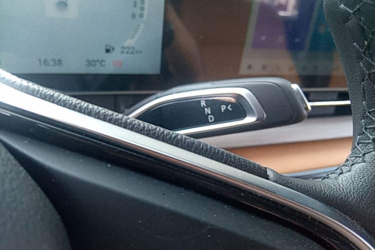 Used SAIC MAXUS G50 PHEV 2025 Leading Edition Gear Lever