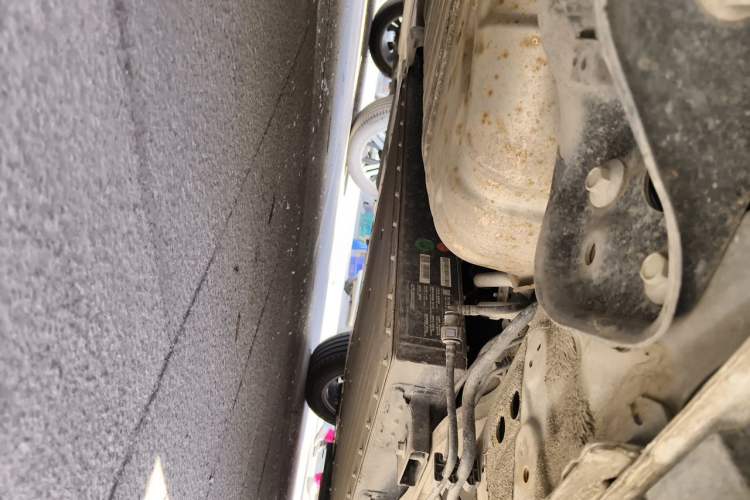 Used SAIC MAXUS G50 PHEV 2025 Leading Edition Chassis Rear Right