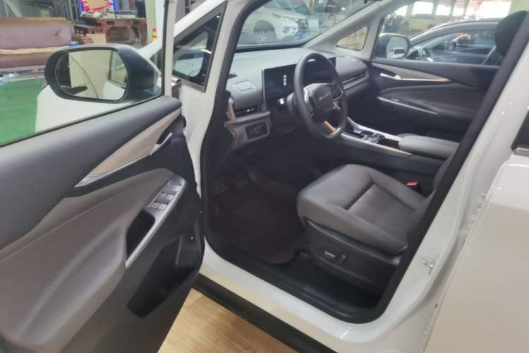 Used SAIC MAXUS G50 PHEV 2025 Leading Edition Driver Seat