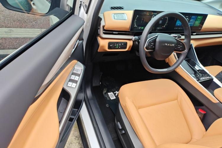 Used SAIC MAXUS G50 PHEV 2025 Leading Edition Driver Seat