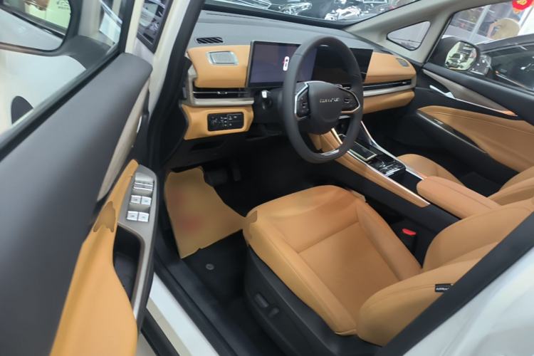 Used SAIC MAXUS G50 PHEV 2025 Leading Edition Driver Seat