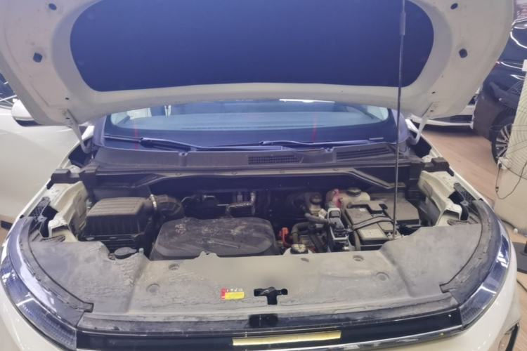 Used SAIC MAXUS G50 PHEV 2025 Leading Edition Engine Bay