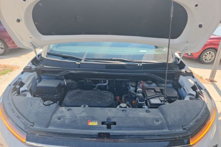 Used SAIC MAXUS G50 PHEV 2025 Leading Edition Engine Bay