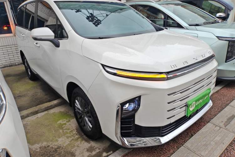 Used SAIC MAXUS G50 PHEV 2025 Leading Edition Exterior 1