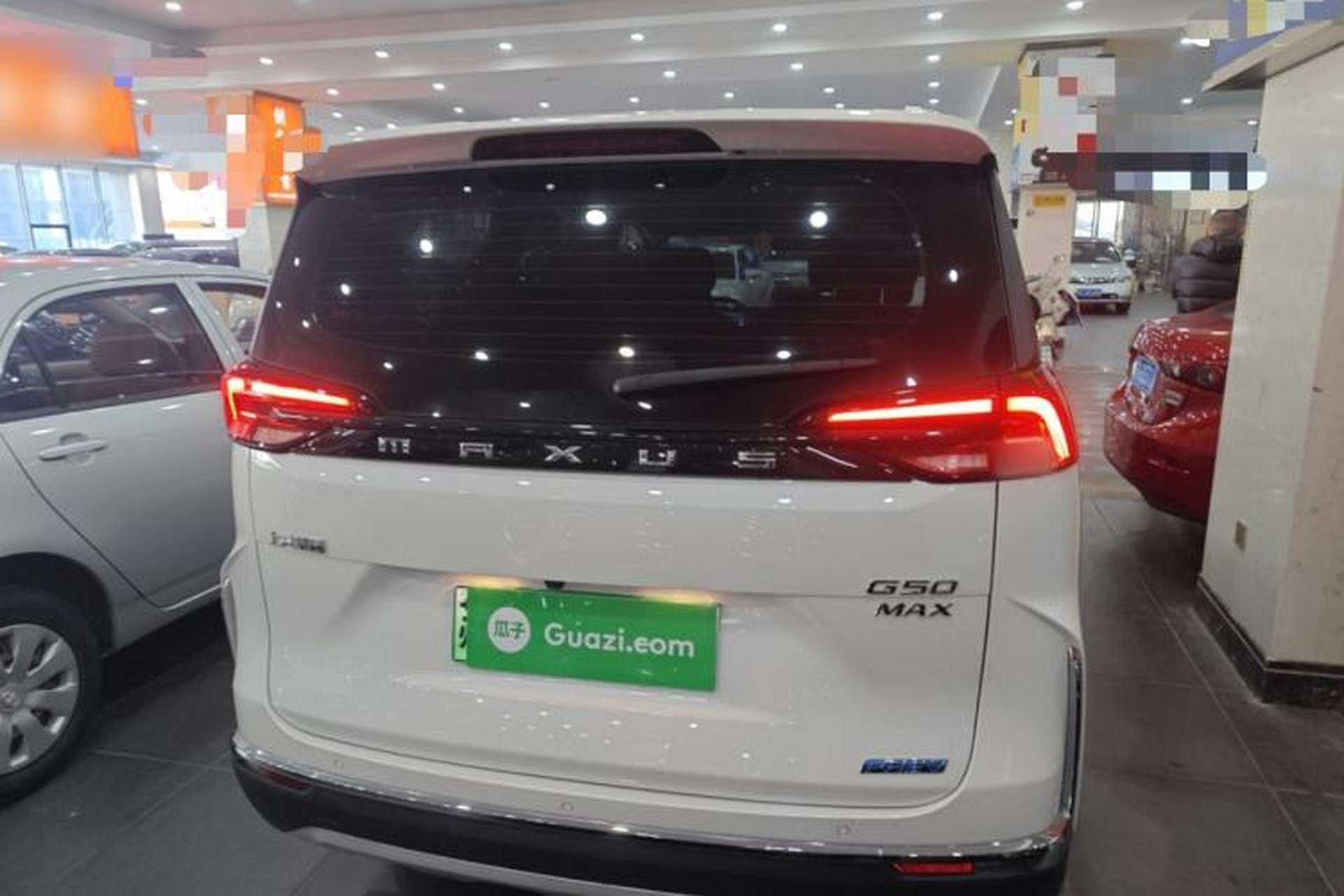 Used SAIC MAXUS G50 PHEV 2025 Leading Edition Exterior 4