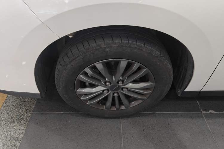 Used SAIC MAXUS G50 PHEV 2025 Leading Edition Exterior 7