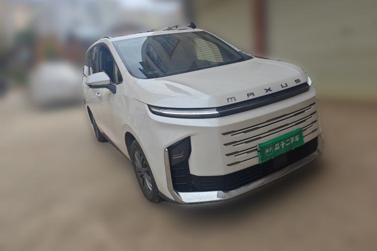 Used SAIC MAXUS G50 PHEV 2025 Leading Edition Front Right 45 Deg