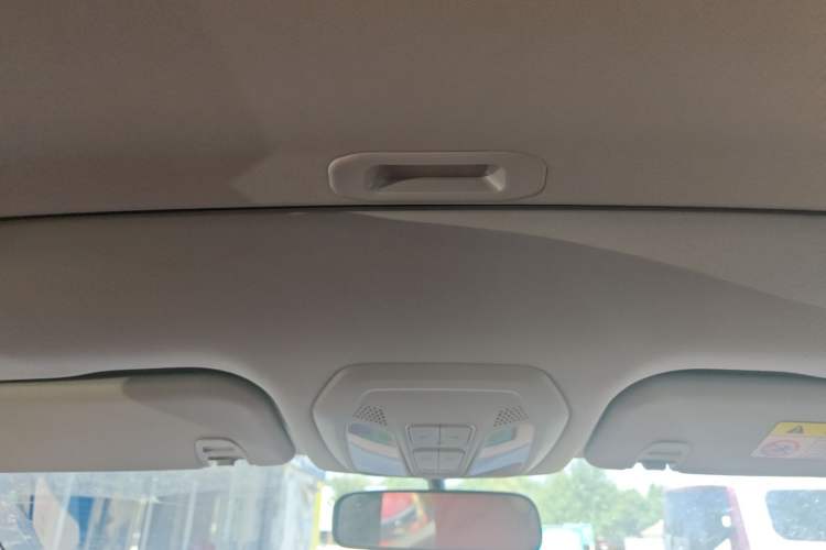 Used SAIC MAXUS G50 PHEV 2025 Leading Edition Headliner