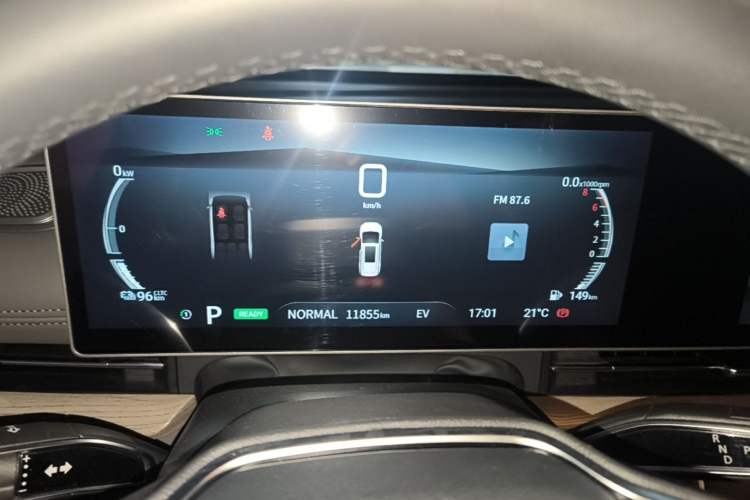 Used SAIC MAXUS G50 PHEV 2025 Leading Edition Instrument Cluster
