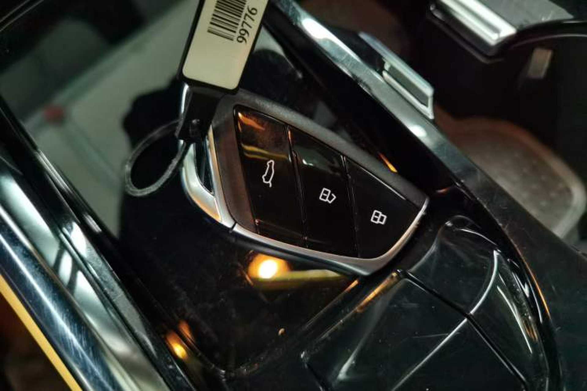 Used SAIC MAXUS G50 PHEV 2025 Leading Edition Interior 1
