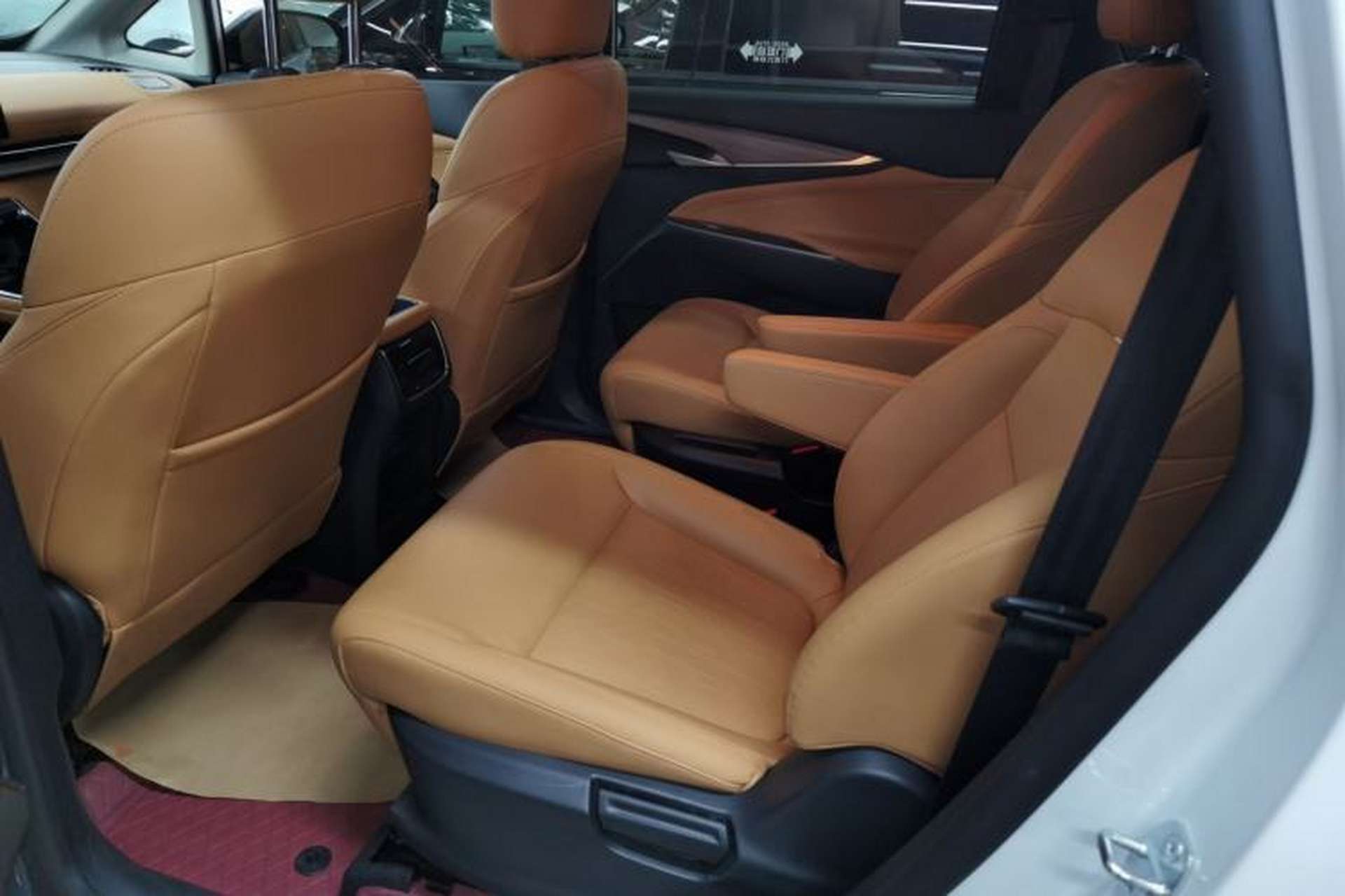 Used SAIC MAXUS G50 PHEV 2025 Leading Edition Interior 4