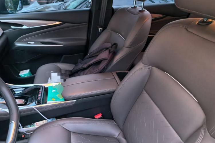 Used SAIC MAXUS G50 PHEV 2025 Leading Edition Left Front Seat