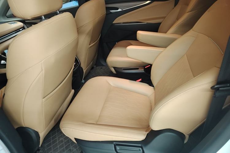 Used SAIC MAXUS G50 PHEV 2025 Leading Edition Left Rear Seat
