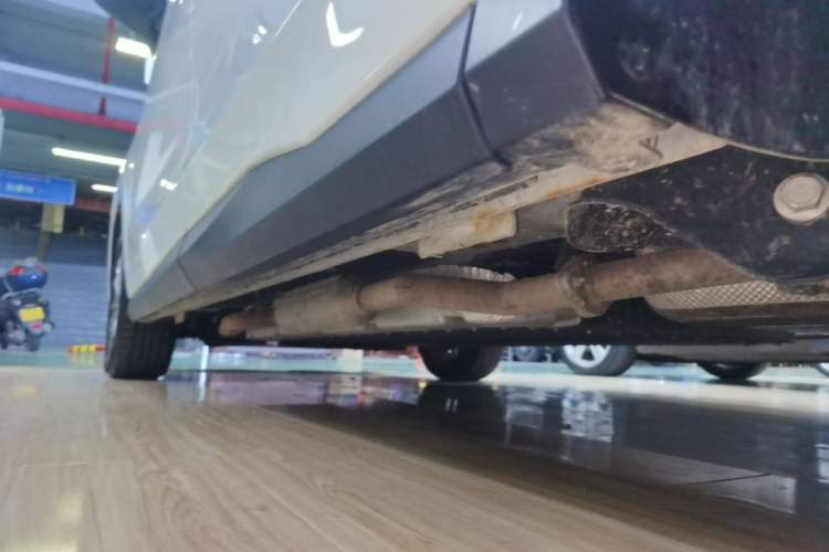 Used SAIC MAXUS G50 PHEV 2025 Leading Edition Left Side Sill