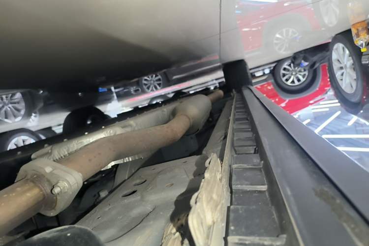 Used SAIC MAXUS G50 PHEV 2025 Leading Edition Left Side Sill