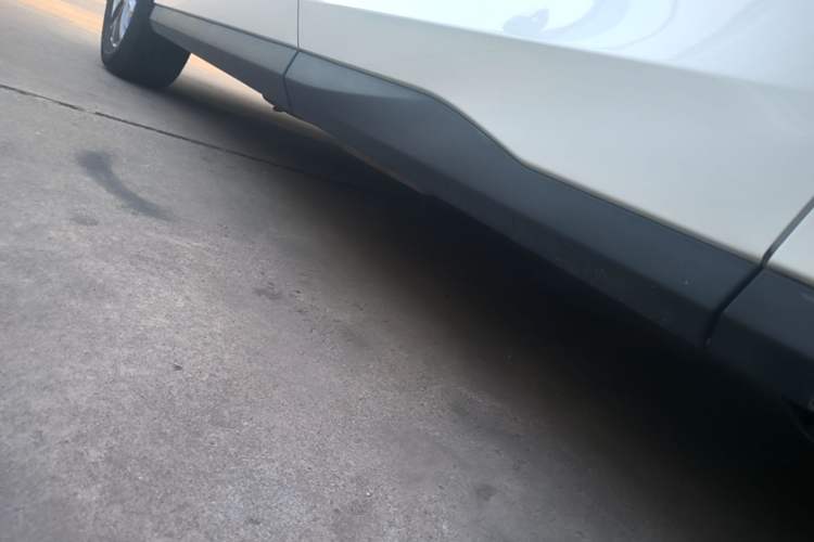 Used SAIC MAXUS G50 PHEV 2025 Leading Edition Left Side Sill