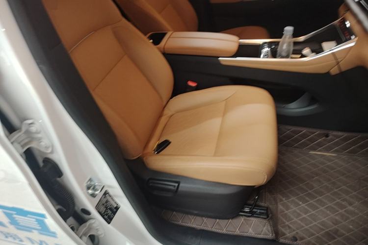 Used SAIC MAXUS G50 PHEV 2025 Leading Edition Right Front Seat