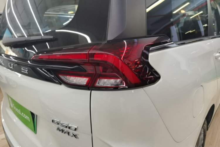 Used SAIC MAXUS G50 PHEV 2025 Leading Edition Right Rear Taillight