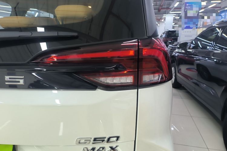 Used SAIC MAXUS G50 PHEV 2025 Leading Edition Right Rear Taillight
