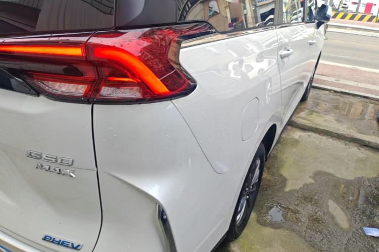 Used SAIC MAXUS G50 PHEV 2025 Leading Edition Right Rear Taillight