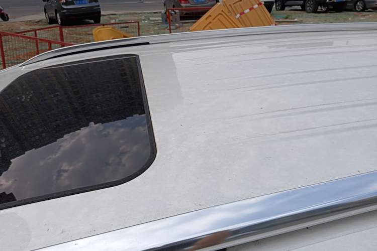 Used SAIC MAXUS G50 PHEV 2025 Leading Edition Roof