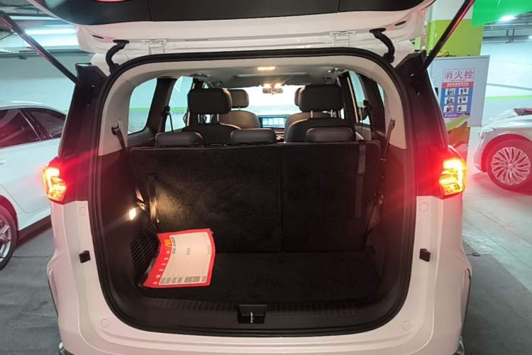 Used SAIC MAXUS G50 PHEV 2025 Leading Edition Trunk