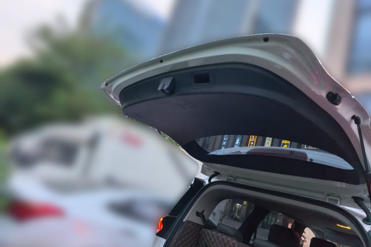 Used SAIC MAXUS G50 PHEV 2025 Leading Edition Trunk