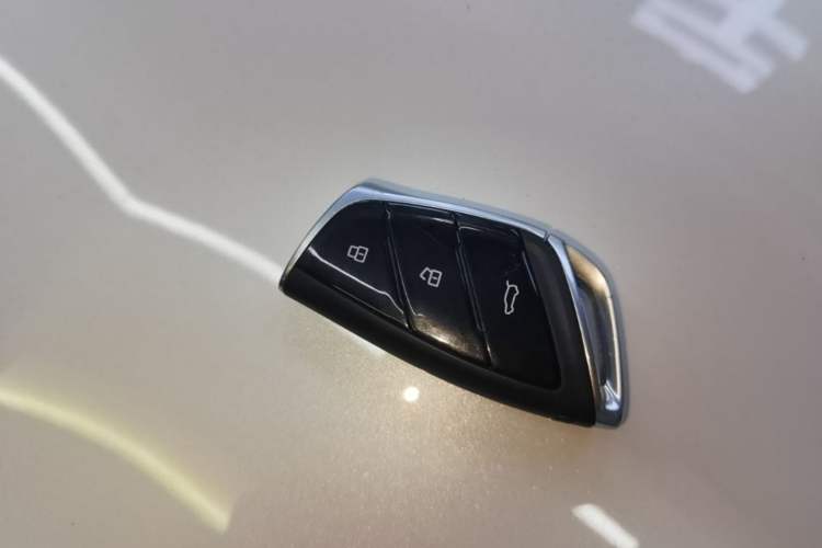 Used SAIC MAXUS G50 PHEV 2025 Leading Edition Vehicle Key