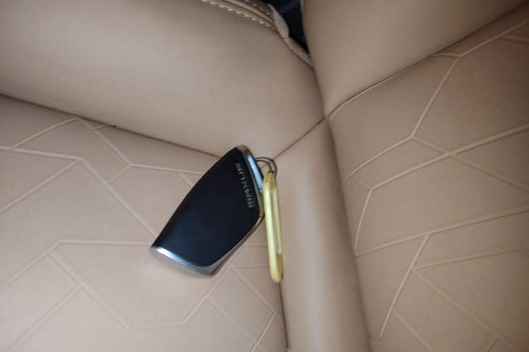 Used SAIC MAXUS G50 PHEV 2025 Leading Edition Vehicle Key