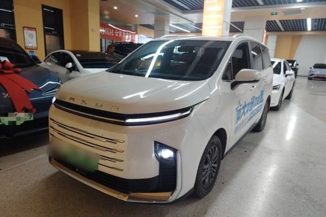 Used SAIC MAXUS G50 PHEV 2025 Leading Edition