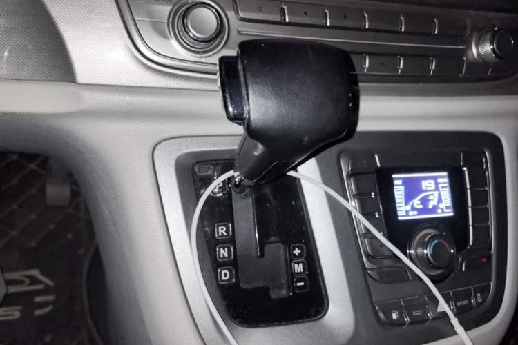 Used SAIC MAXUS RG10  Gear Lever