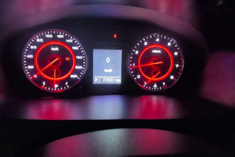 Used SAIC MAXUS RG10  Odometer Close Up
