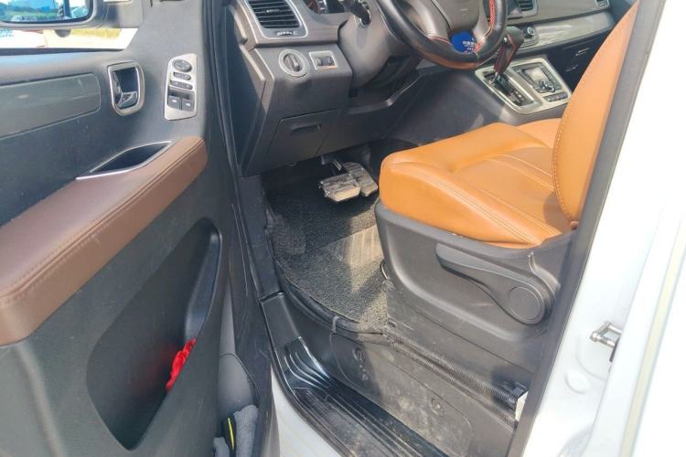 Used SAIC MAXUS RG10  Driver Seat