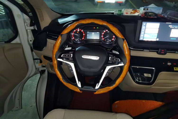 Used SAIC MAXUS V100 RV 2023 2.0T Life Home V100 Dual-Expansion Mountain Retreat Edition Steering Wheel