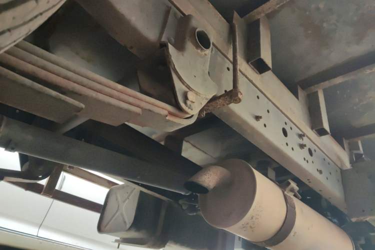 Used SAIC MAXUS V100 RV  Chassis Rear Right