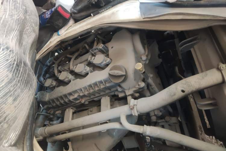 Used SAIC MAXUS V100 RV  Engine Bay Right