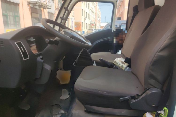 Used SAIC MAXUS V100 RV  Left Front Seat