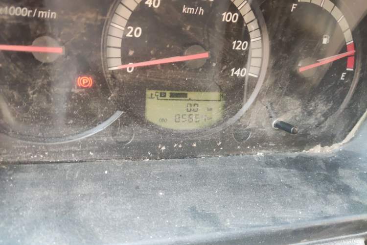 Used SAIC MAXUS V100 RV  Odometer Close Up