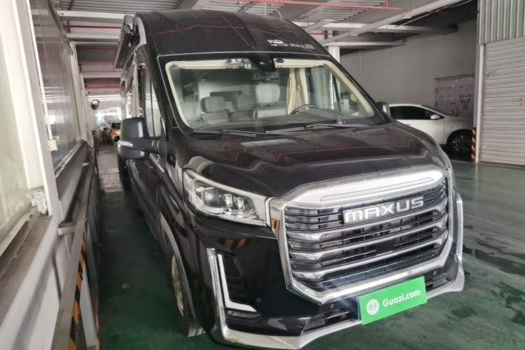 Used SAIC MAXUS V100 RV 2022 2.0T Traveler V100 Mountain Retreat Edition with Longitudinal Bed Front Right 45 Deg