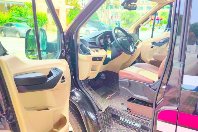 Used SAIC MAXUS V100 RV 2022 2.0T Traveler V100 Mountain Retreat Edition with Longitudinal Bed Left Front Seat